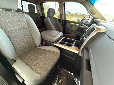 2019 RAM 1500 Classic SLT Crew Cab 4x4 5'7" Box