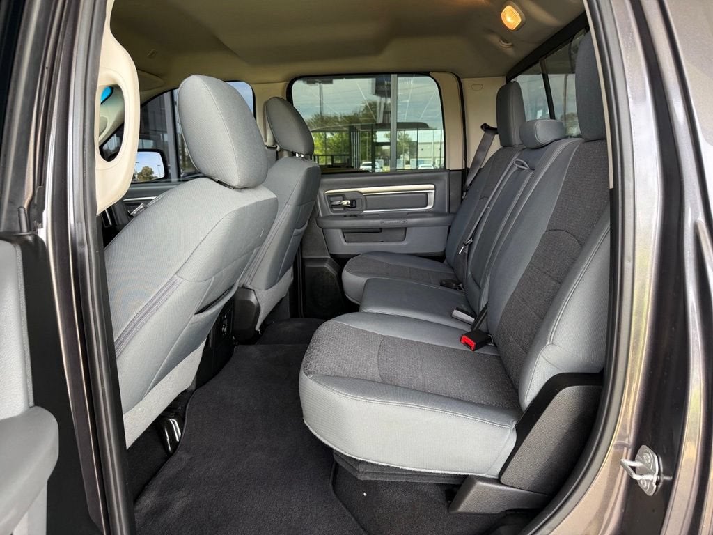 2019 RAM 1500 Classic SLT Crew Cab 4x4 5'7" Box