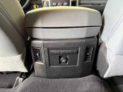 2019 RAM 1500 Classic SLT Crew Cab 4x4 5'7" Box