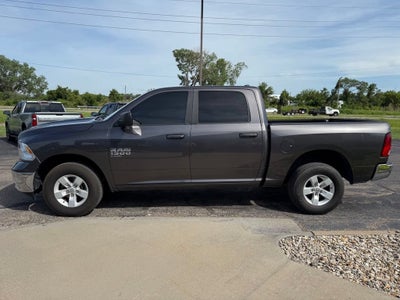2019 RAM 1500 Classic SLT Crew Cab 4x4 5'7" Box