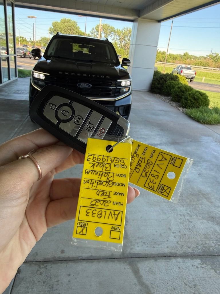 2025 Ford Expedition Platinum