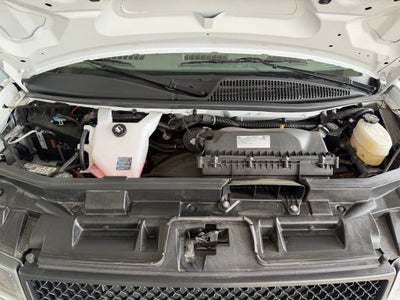 2025 Chevrolet Express Passenger 1LT