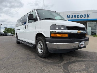 2025 Chevrolet Express Passenger 1LT