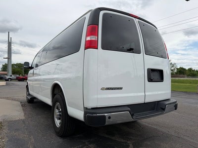 2025 Chevrolet Express Passenger 1LT