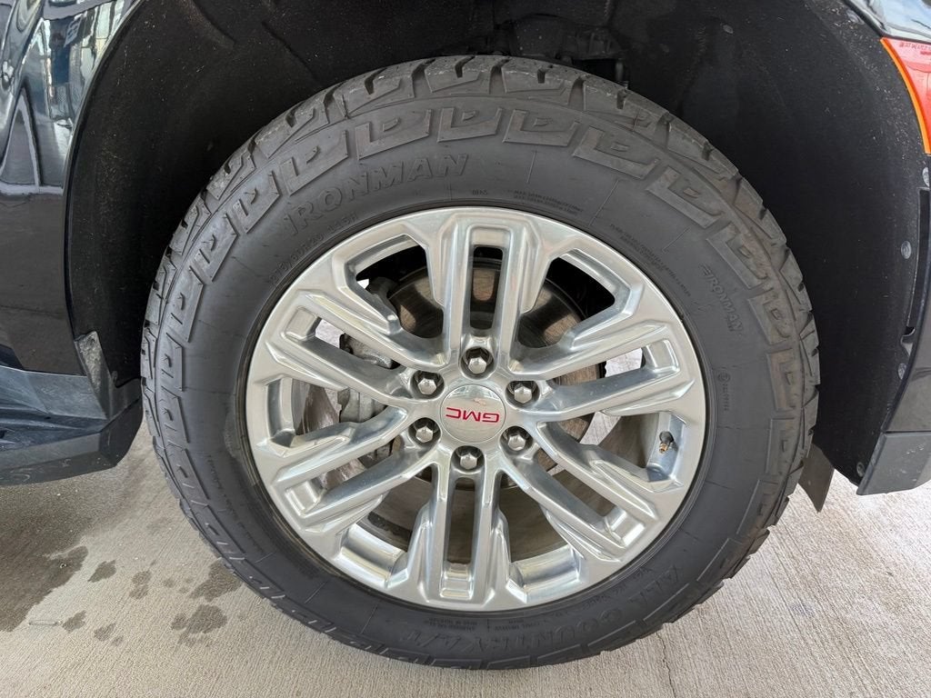 2024 GMC Yukon SLT