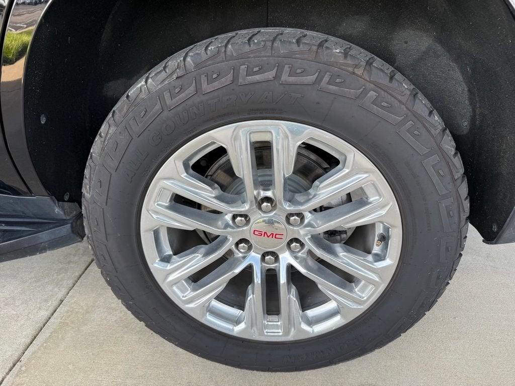 2024 GMC Yukon SLT