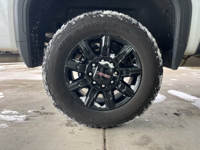 2024 GMC Sierra 2500 HD AT4