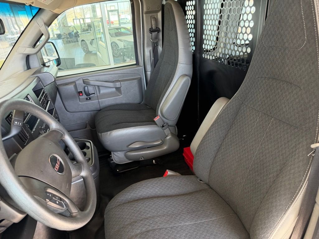 2024 GMC Savana Cargo 2500 Work Van