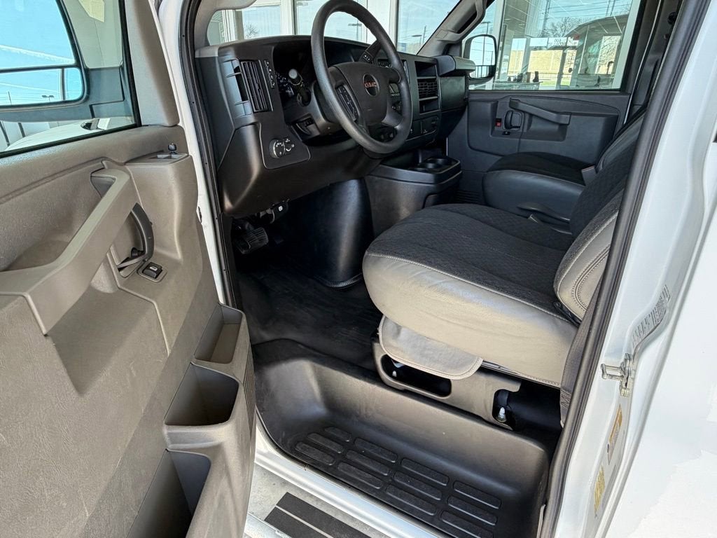 2024 GMC Savana Cargo 2500 Work Van