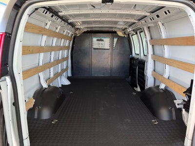 2024 GMC Savana Cargo 2500 Work Van