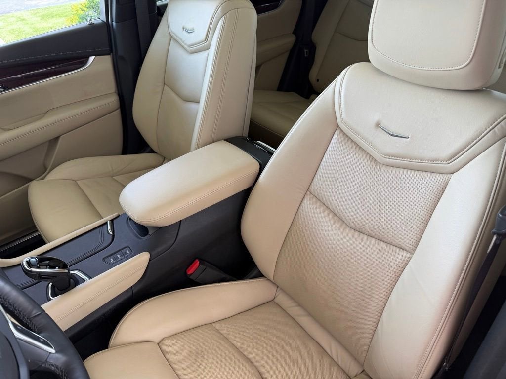2017 Cadillac XT5 Premium Luxury AWD