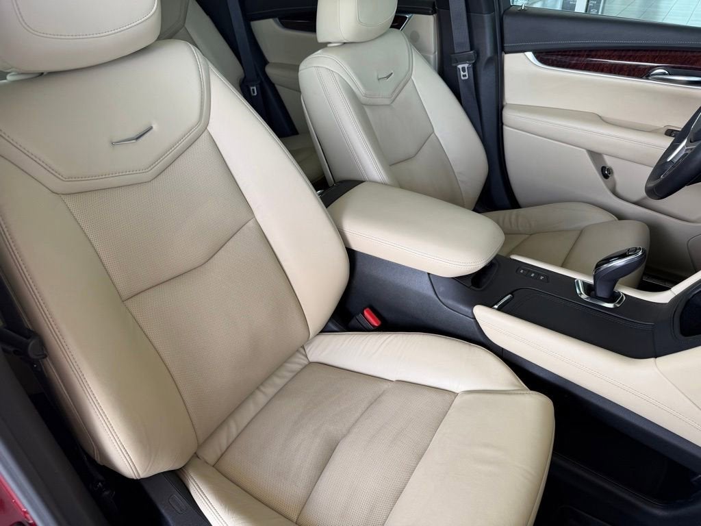 2017 Cadillac XT5 Premium Luxury AWD