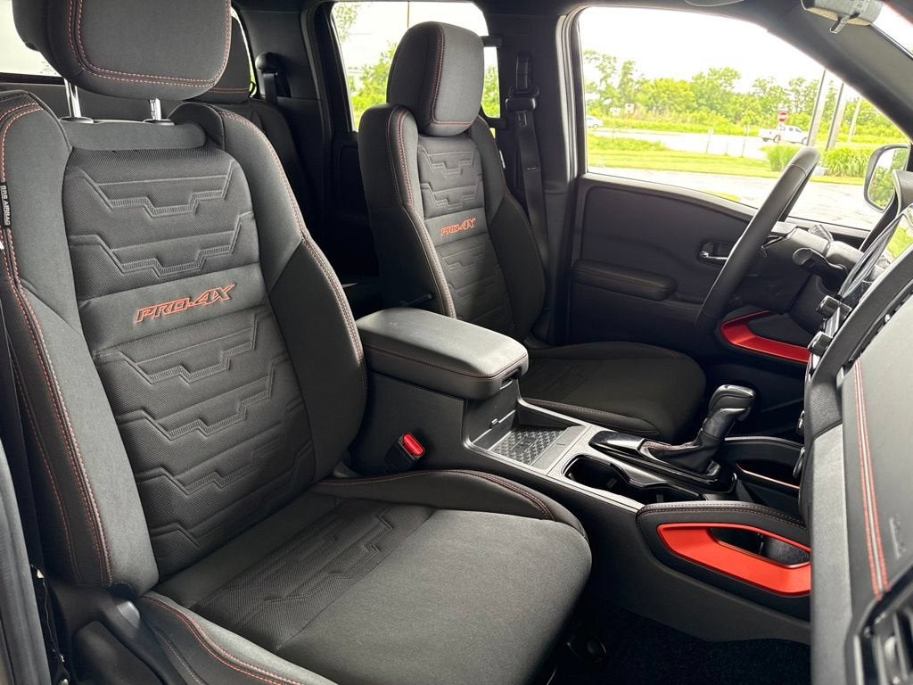 2023 Nissan Frontier Crew Cab PRO-4X 4x4