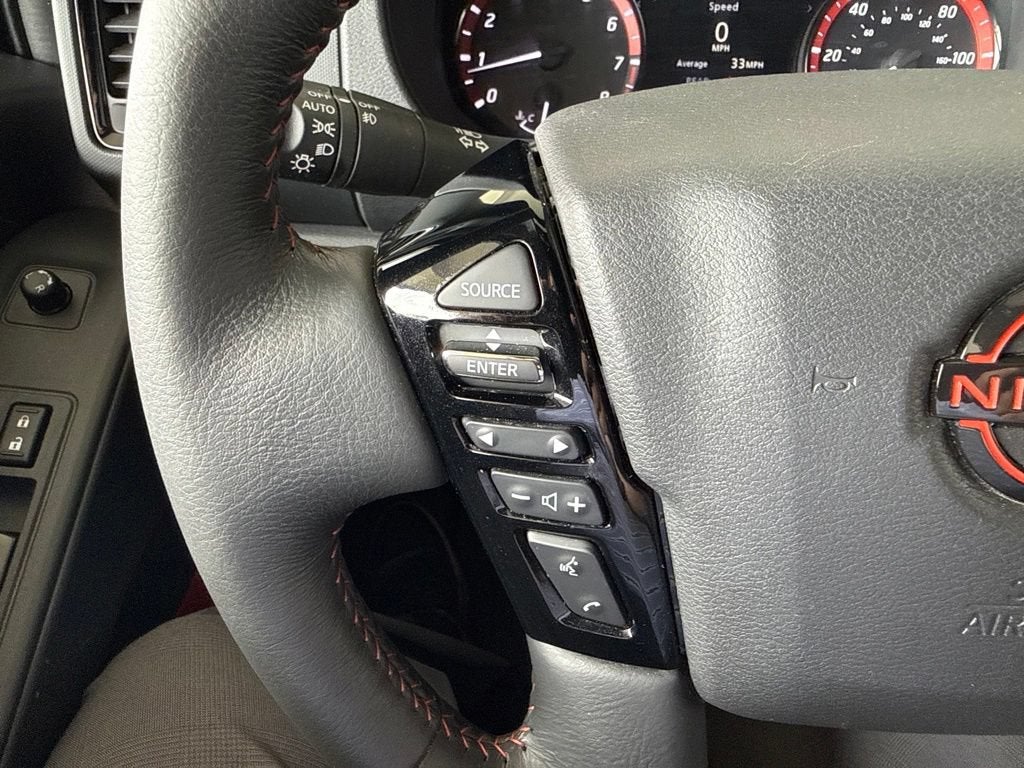 2023 Nissan Frontier Crew Cab PRO-4X 4x4