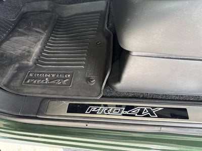 2023 Nissan Frontier Crew Cab PRO-4X 4x4