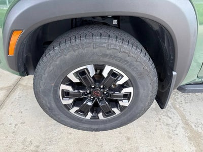 2023 Nissan Frontier Crew Cab PRO-4X 4x4