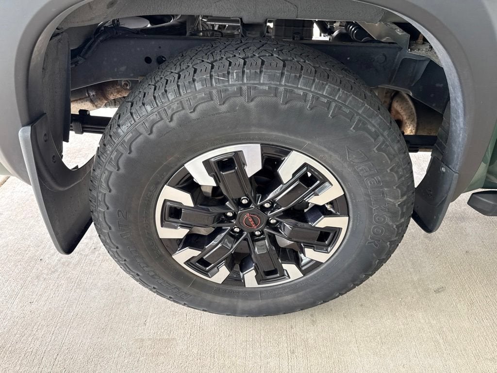 2023 Nissan Frontier Crew Cab PRO-4X 4x4
