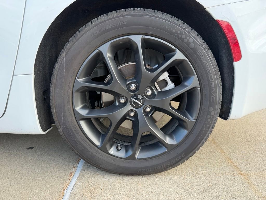 2025 Chrysler Pacifica Limited