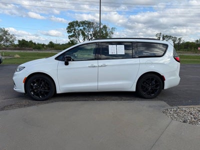 2025 Chrysler Pacifica Limited
