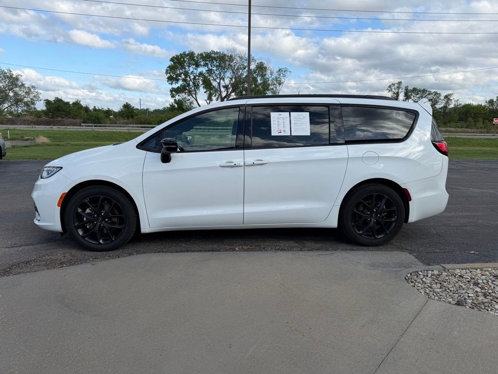 2025 Chrysler Pacifica Limited