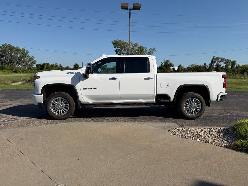 2022 Chevrolet Silverado 2500 HD High Country