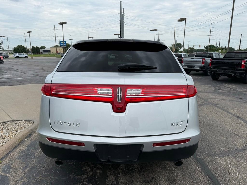 2019 Lincoln MKT Reserve