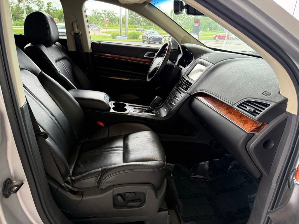 2019 Lincoln MKT Reserve