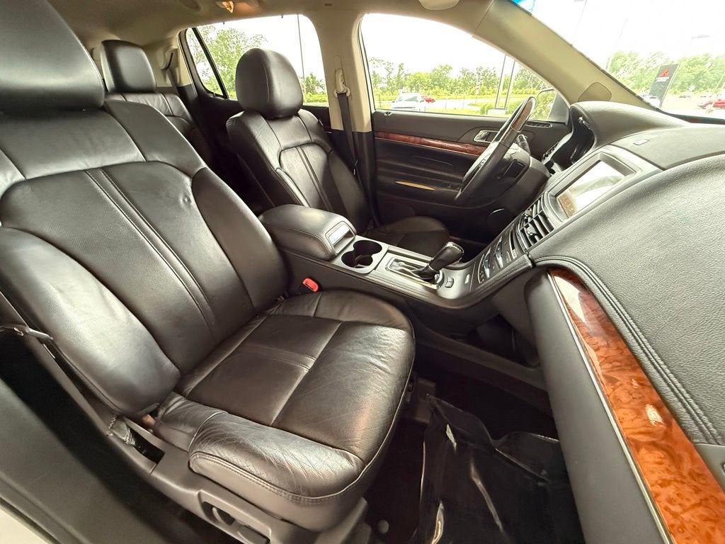 2019 Lincoln MKT Reserve