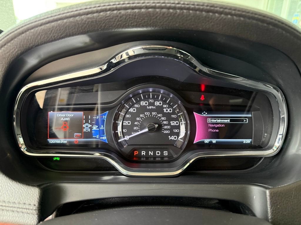 2019 Lincoln MKT Reserve