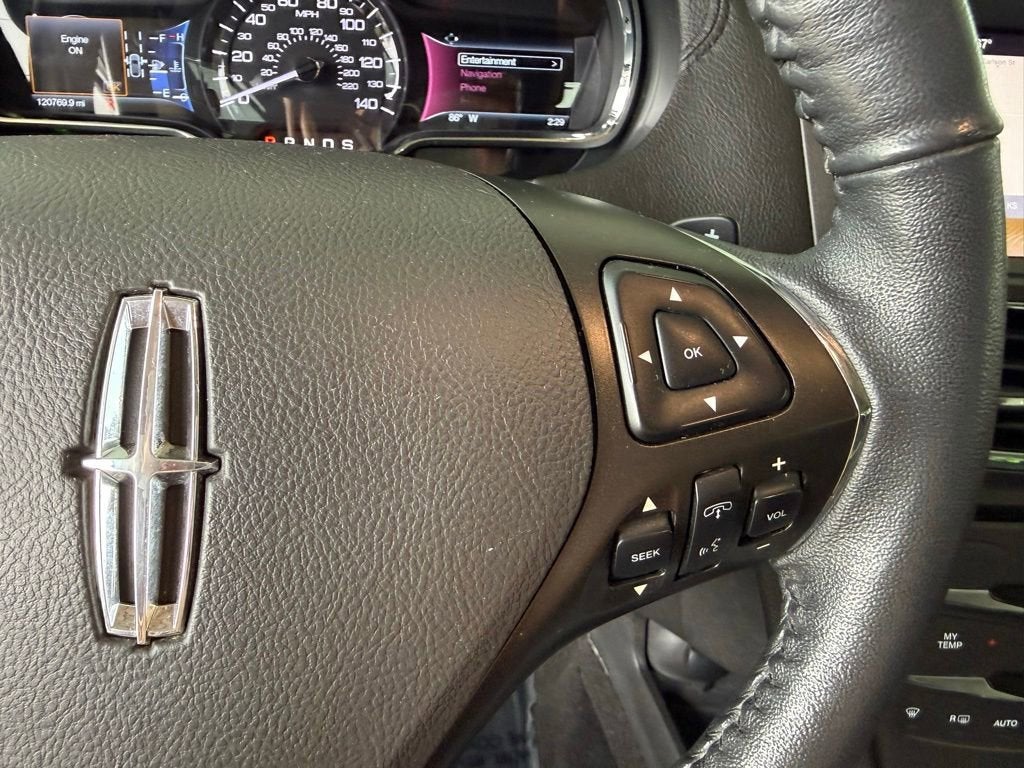 2019 Lincoln MKT Reserve