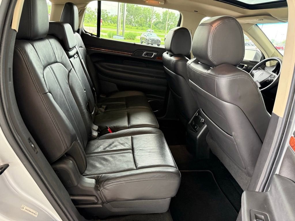 2019 Lincoln MKT Reserve