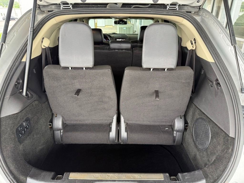 2019 Lincoln MKT Reserve