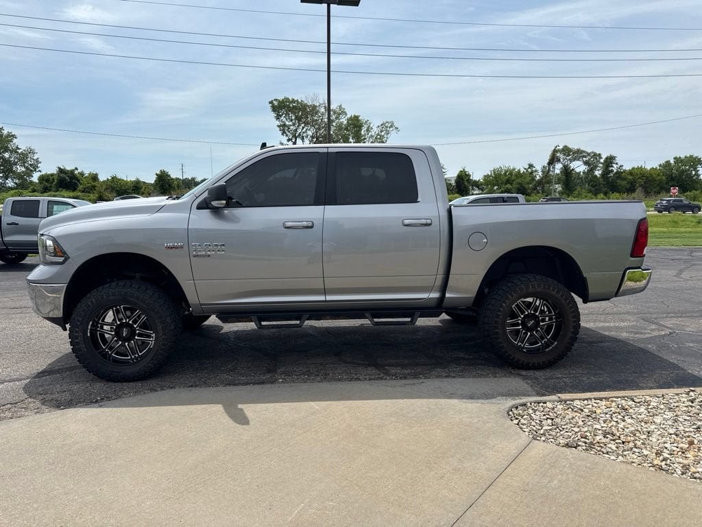2020 RAM 1500 Classic SLT Crew Cab 4x4 5'7" Box