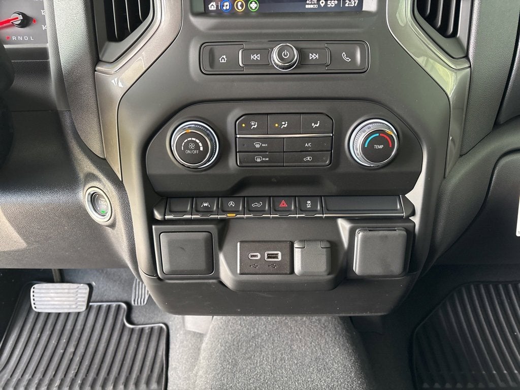 2025 Chevrolet Silverado 1500 Custom