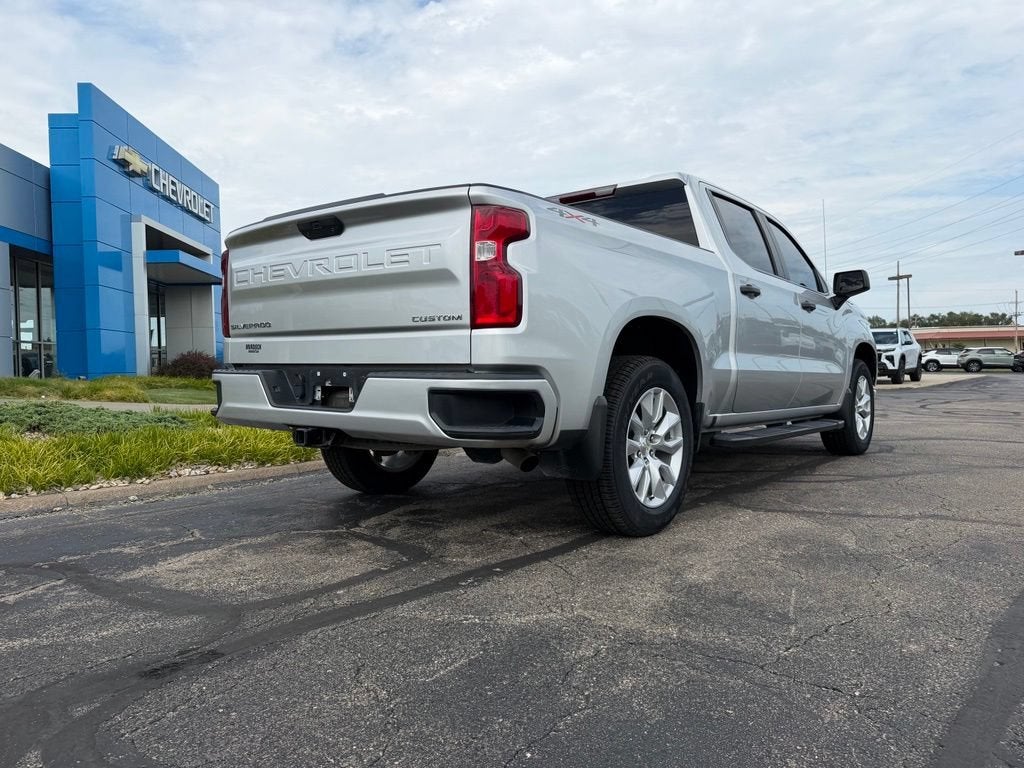 2021 Chevrolet Silverado 1500 Custom