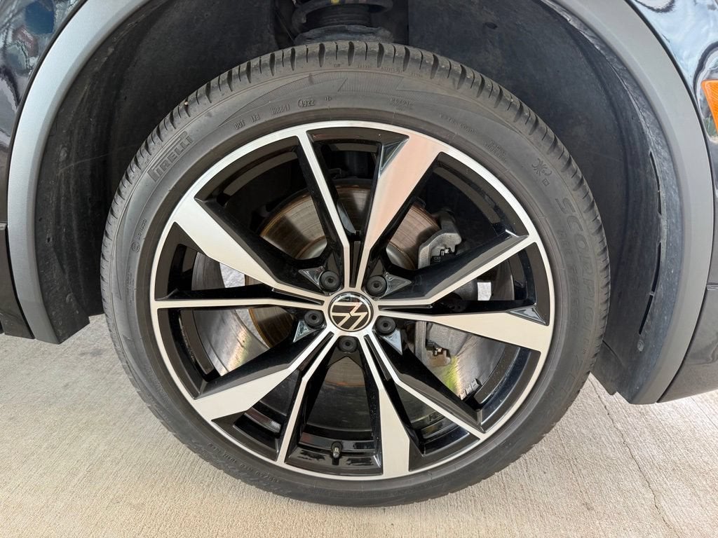 2023 Volkswagen Tiguan 2.0T SEL R-Line