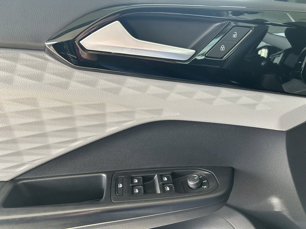 2022 Volkswagen Taos S