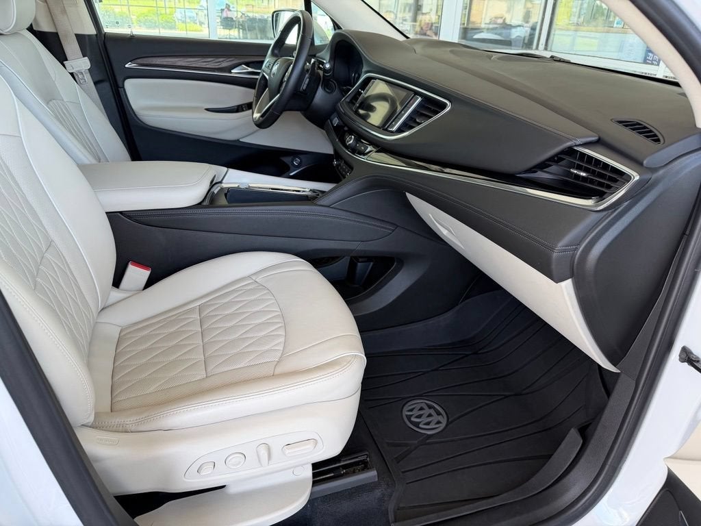 2023 Buick Enclave Avenir - Photo 13