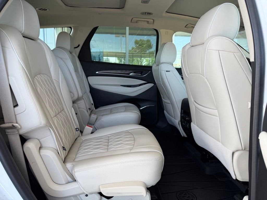 2023 Buick Enclave Avenir - Photo 17
