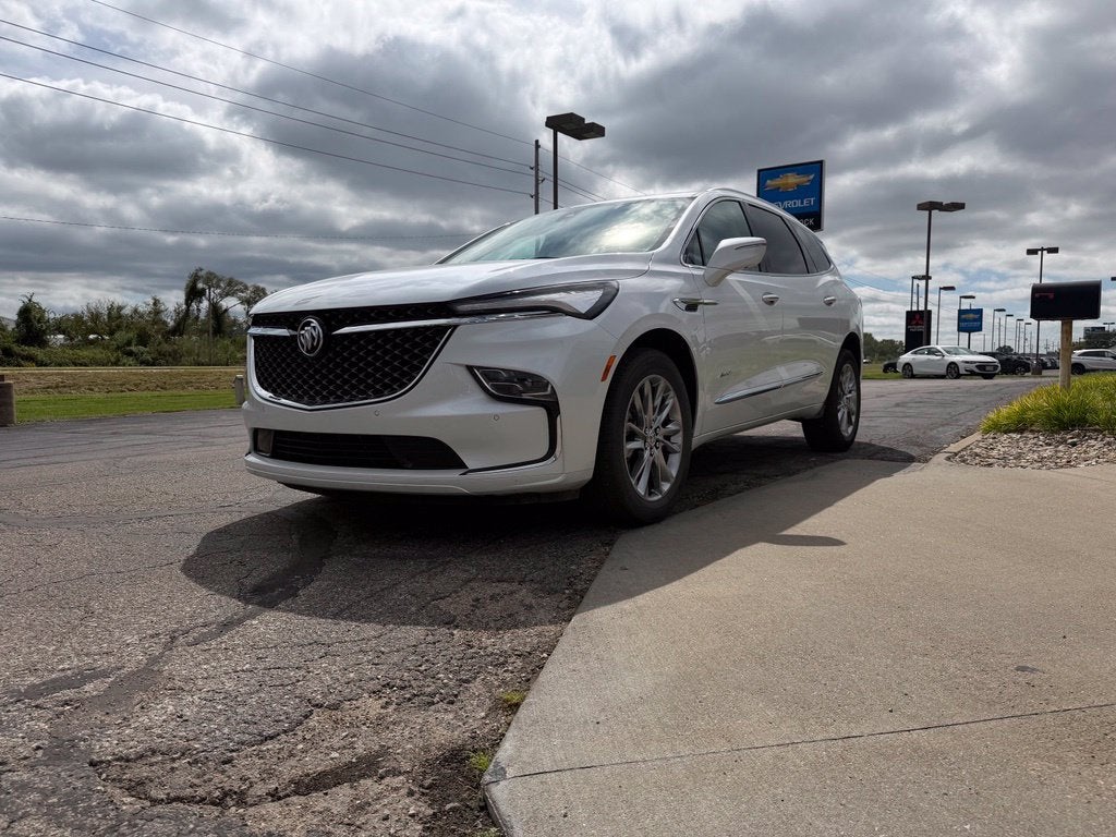 2023 Buick Enclave Avenir