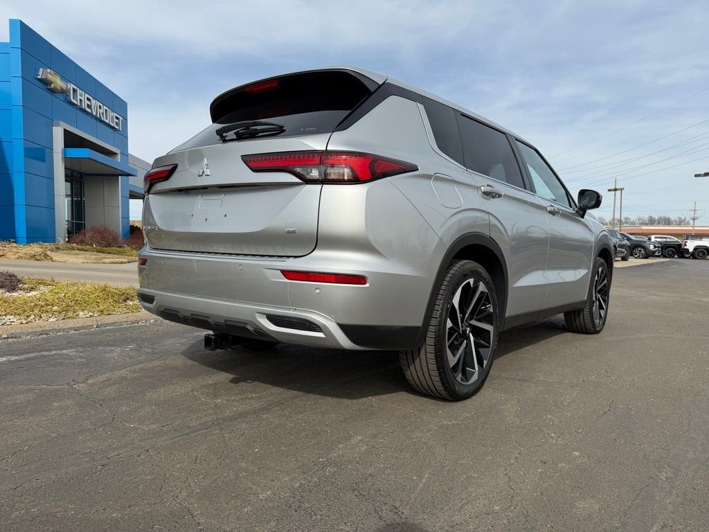 2022 Mitsubishi Outlander SE