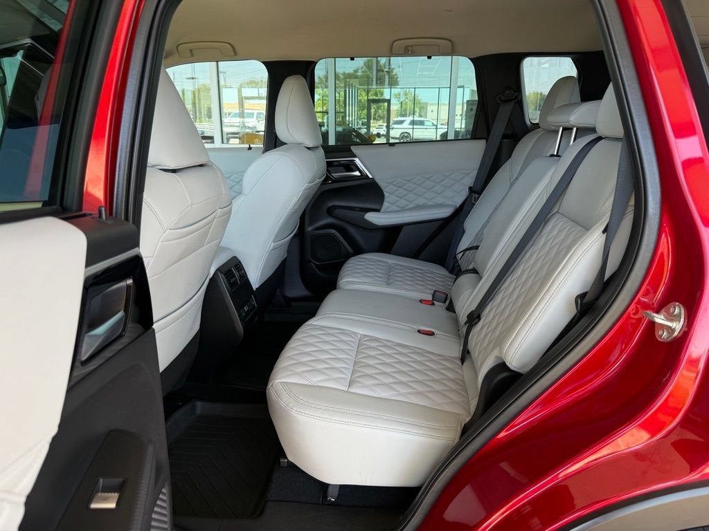 2023 Mitsubishi Outlander PHEV SEL S-AWC