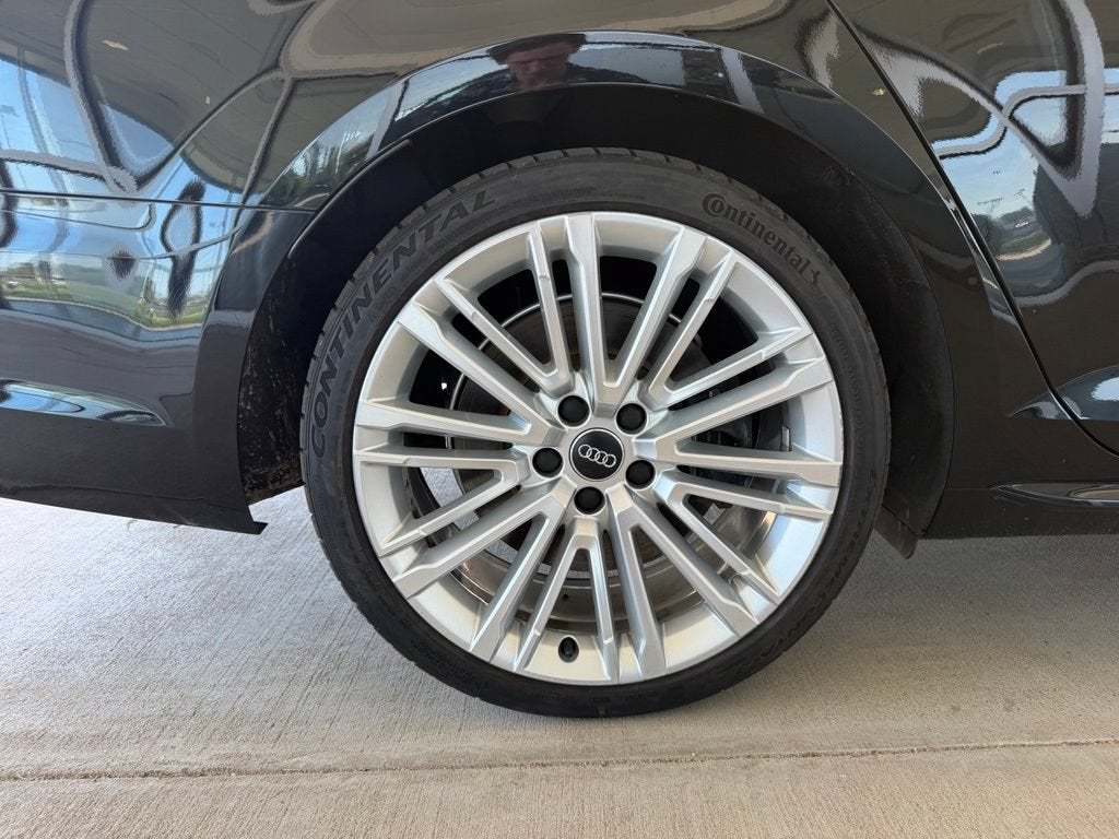 2019 Audi A4 Premium Plus