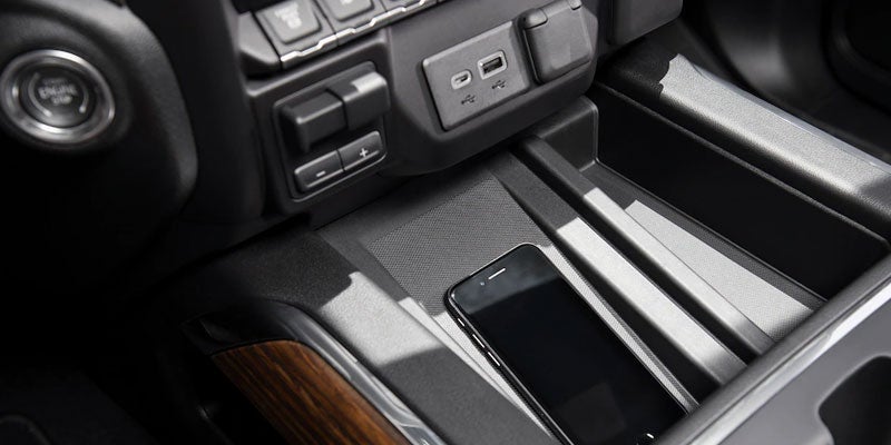 2021 Chevy Silverado 2500 phone charging station